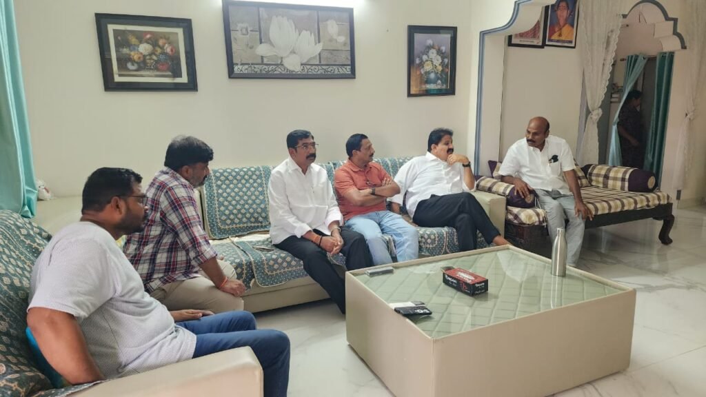 గుండె కు శస్త్రచికిత్స చేయించుకున్న కార్యకర్తకు పరామర్శ