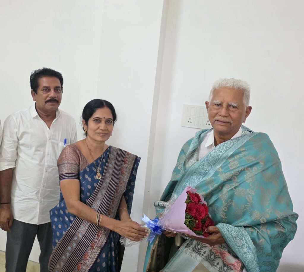 ఏం ఎల్ ఎ ను కలిసిన బి సి కార్పొరేషన్ ED