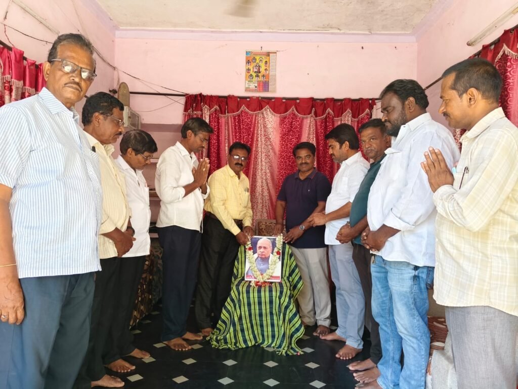 మాజీ ప్రధాని పీవీ నరసింహారావు  ఘనంగా జయంతి