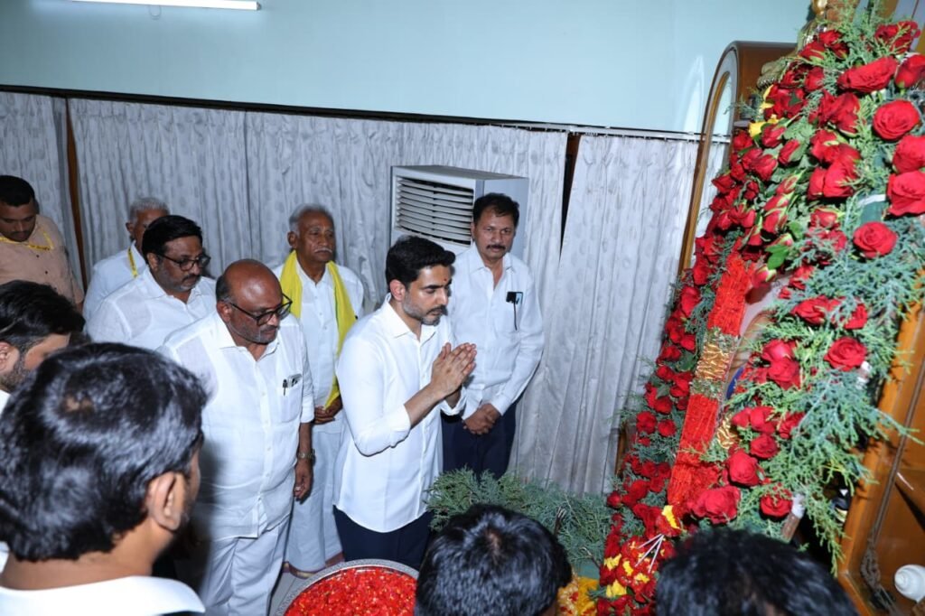 పుట్టా పోలమ్మ కు నివాళులర్పించిన  మంత్రి  నారా లోకేష్