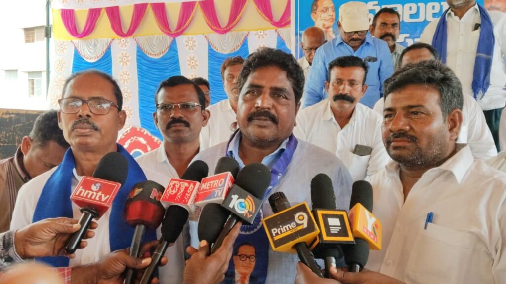 ఎస్సీ వర్గీకరణకు వ్యతిరేకంగా మాలల భారీ ప్రదర్శన