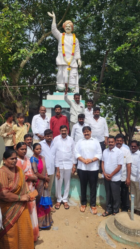 టీడీపీ నుంచి వైఎస్సార్‌సీపీలోకి భారీగా చేరికలు..