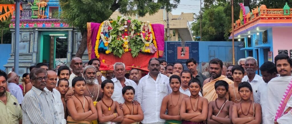 శ్రీ అగస్త్యేశ్వర స్వామివారి మిరవరి సేవలో భక్తుల సందడి