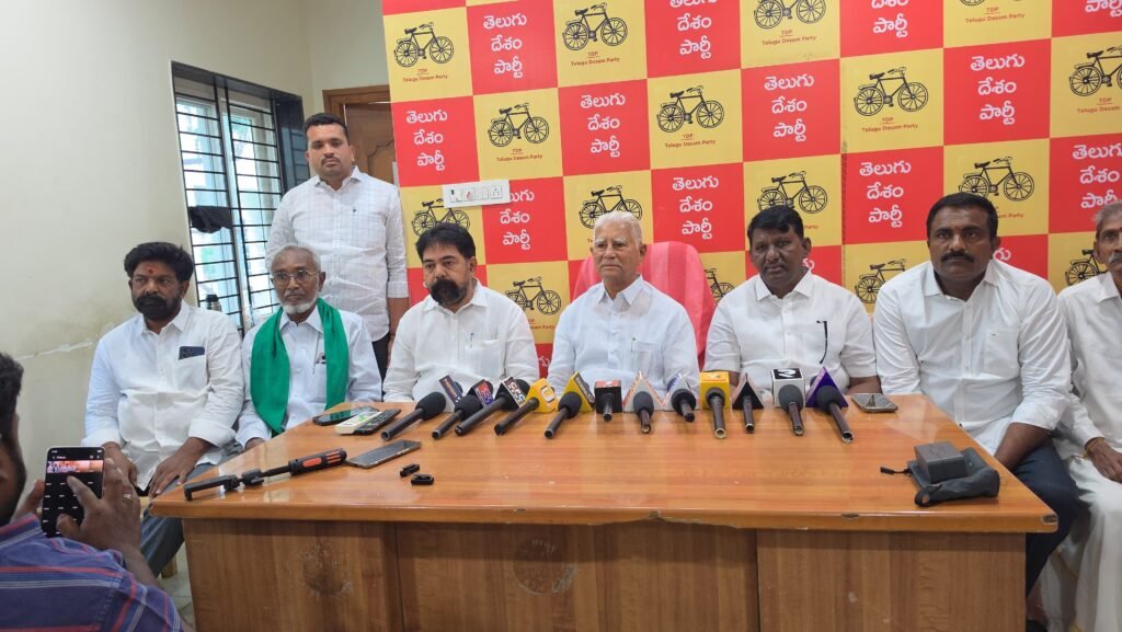 రాజగోపాల్‌ జోలికొస్తే ఊరుకునేది లేదు..