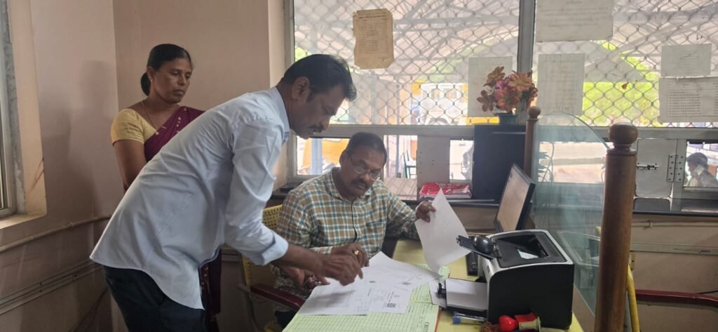 పురసేవ కేంద్రంలో కమిషనర్ ఆకస్మిక తనిఖీ
