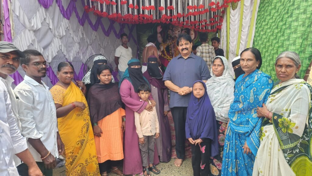 అమృతనగర్‌లో వినాయకుడికి రాచమల్లు ప్రత్యేక పూజలు