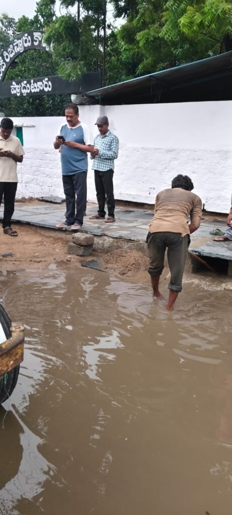 తెల్లవారుజామునే రంగంలోకి కమిషనర్‌..!