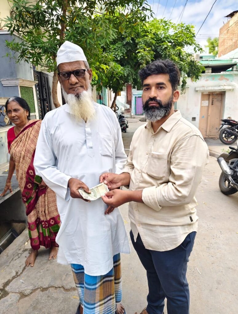 బేపారి ఆరిఫ్ ఆధ్వర్యంలో ఎన్టీఆర్ భరోసా పెన్షన్ల పంపిణీ