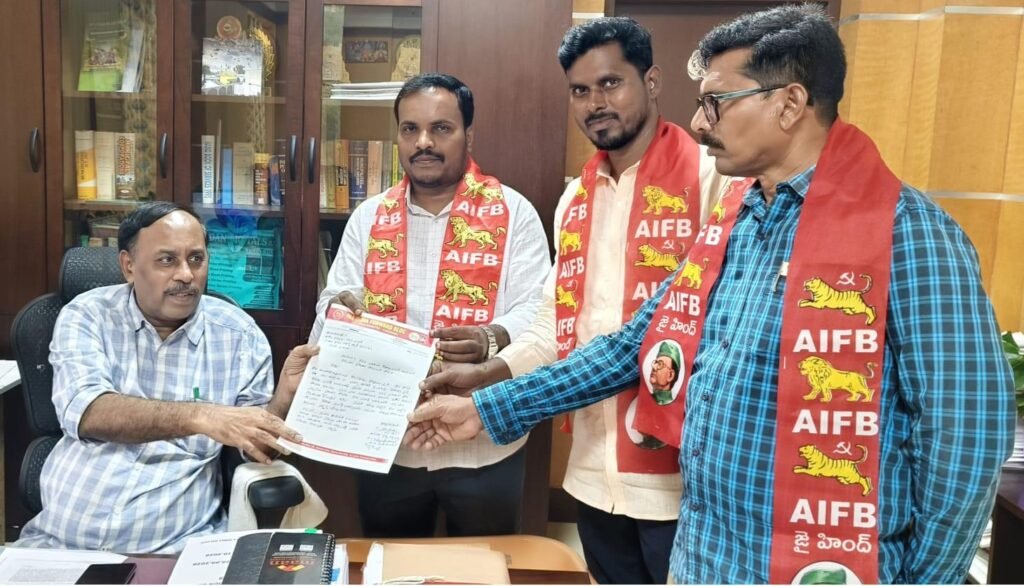 కడపలో నేతాజీ సుభాష్ చంద్రబోస్ విగ్రహం ఏర్పాటు చేయాలి