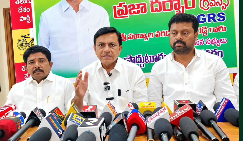 మీరు నిరూపిస్తే.. కట్టుబట్టలతో ఈ ఊరు వదిలి వెళ్తా..